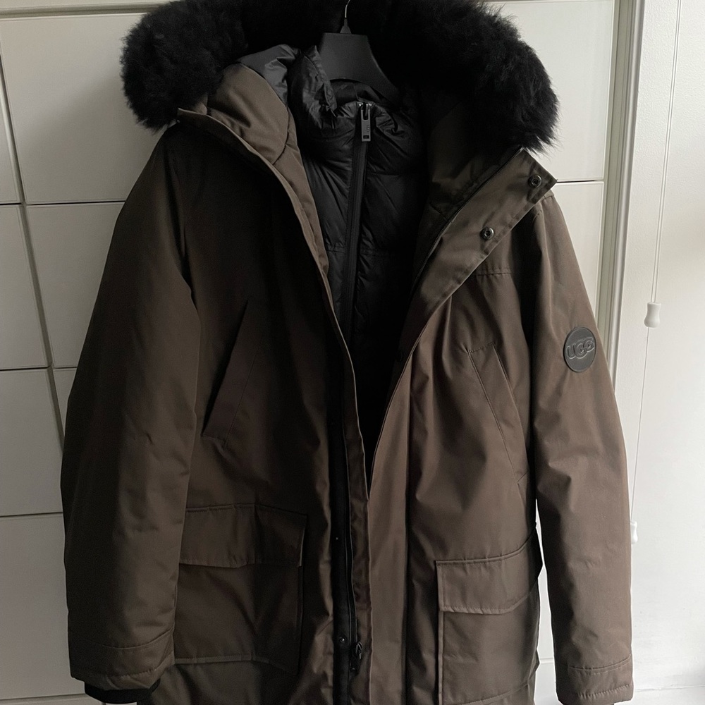 UGG Men’s Butte Parka Large Dark Olive